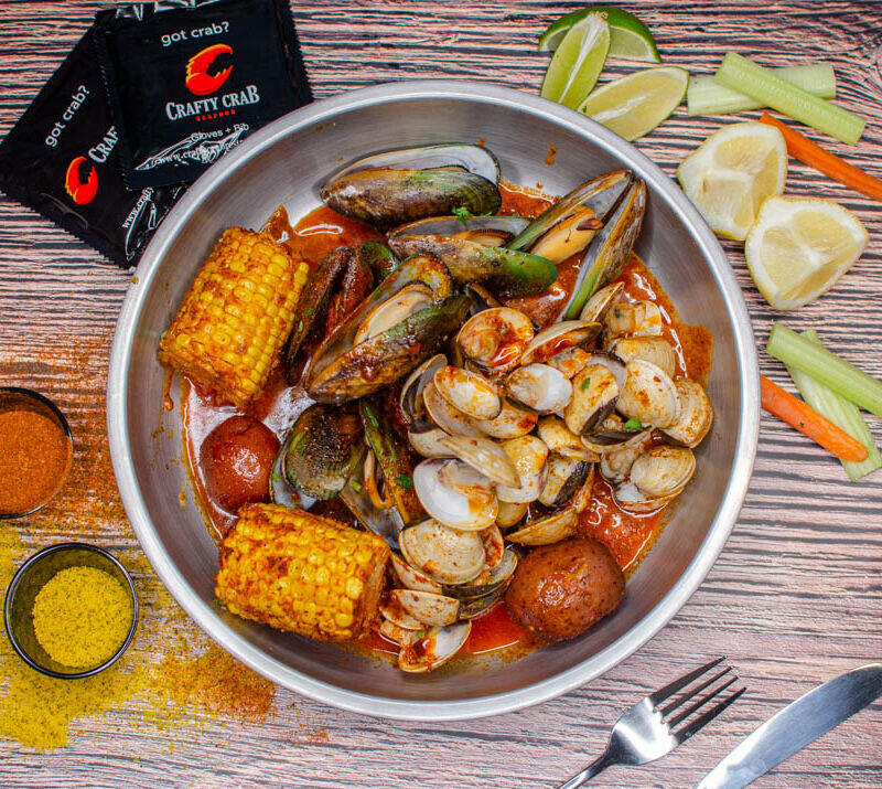 1/2 Lb Mussels & Clams